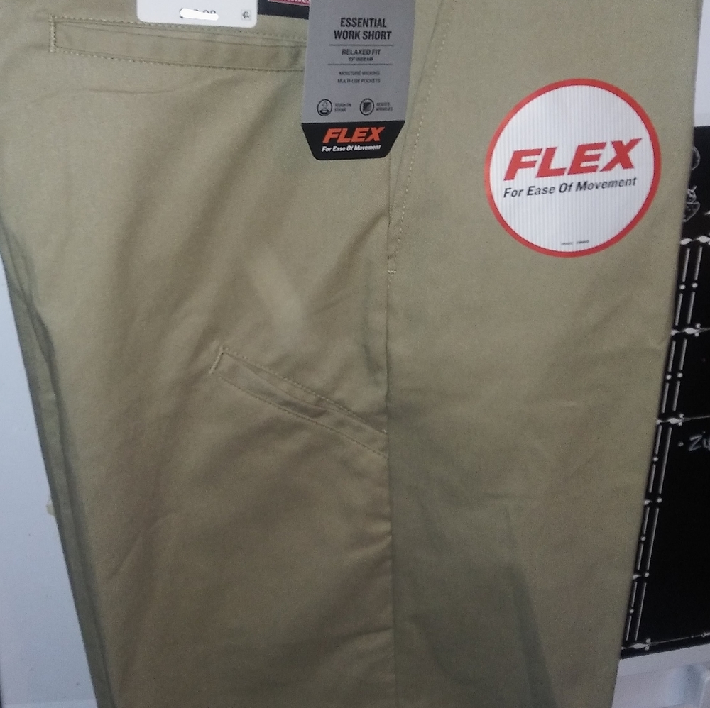Dickies Shorts khaki size 40